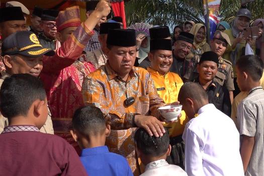 Hadiri Balimau Kasai di Singingi, Suhardiman Janji Akan Benahi Akses Jalan